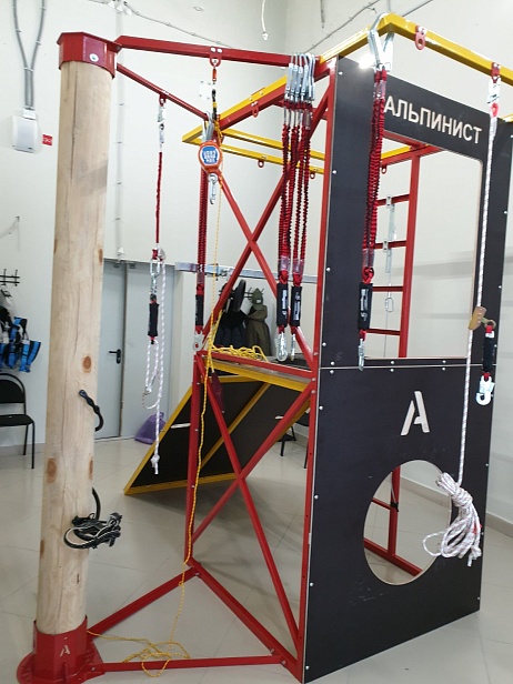 г. Самара. Тренажерный комплекс "АЛЬПИНИСТ" установлен в учебном центре ООО «Эллада»